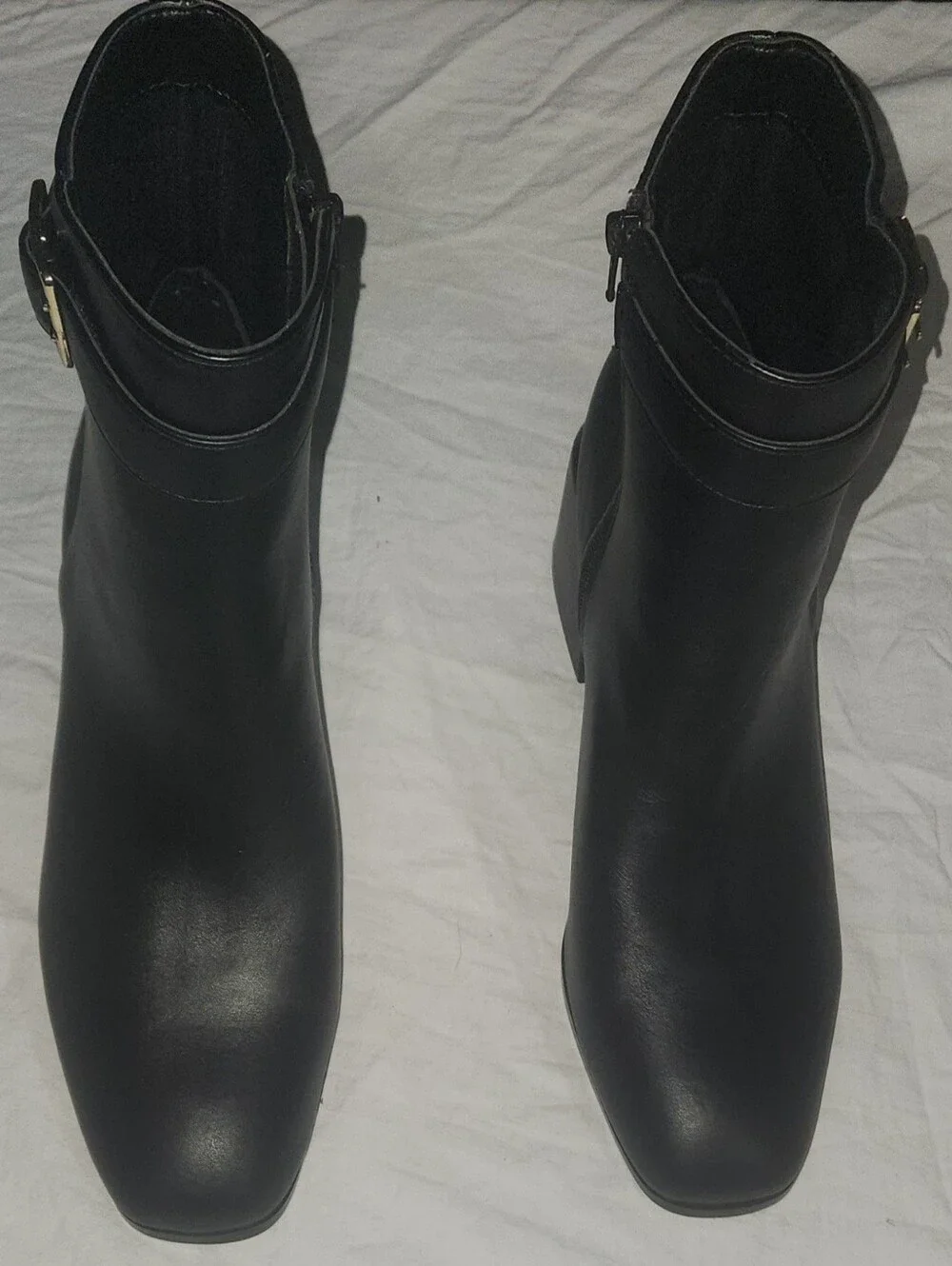 Madden Girl Side Zip Black Ankle Boots Size 10